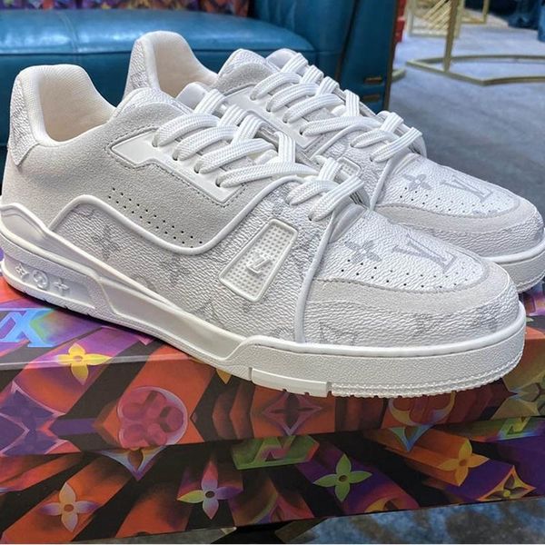 04 the high-quality men's casual sports shoes and outdoor casual shoes of the new brand designer, the original box size is 38-45, Black
04 the high-quality men's casual sports shoes and outdoor casual shoes of the new brand designer, the original box size is 38-45, Black