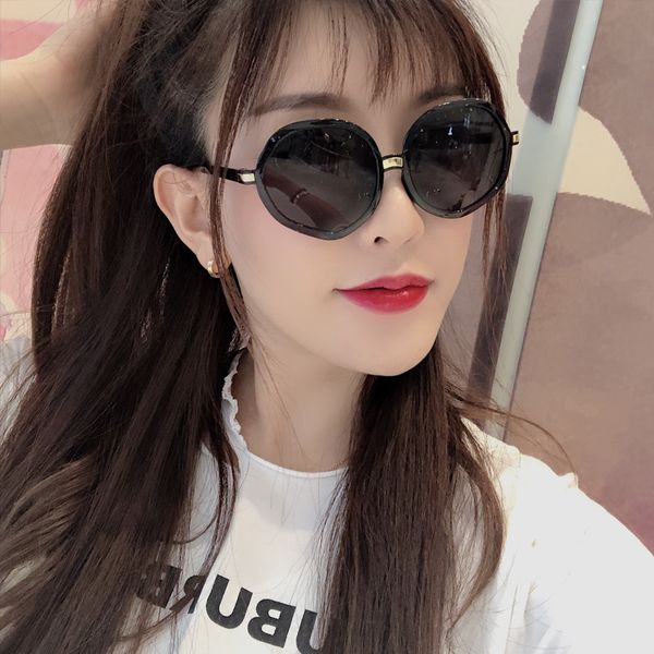 2020 retro irregular sunglasses brand designer women metal transparent sun glasses uv400 oversized sunglases eyewear, White;black
2020 retro irregular sunglasses brand designer women metal transparent sun glasses uv400 oversized sunglases eyewear, White;black