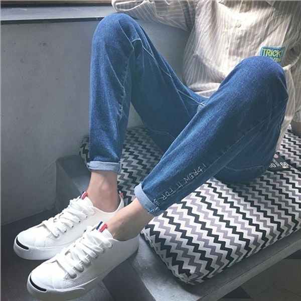 newstyle english embroidered men's korean style youth washed and embroidered skinny jeans personalized men's jeans, Blue
newstyle english embroidered men's korean style youth washed and embroidered skinny jeans personalized men's jeans, Blue