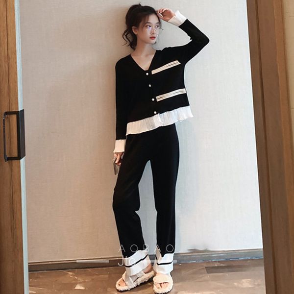 korean knitted pants two piece set chic v-neck cardigan ruffled + high waist wide leg long pants autumn tracksuit 2020 a393, White
korean knitted pants two piece set chic v-neck cardigan ruffled + high waist wide leg long pants autumn tracksuit 2020 a393, White