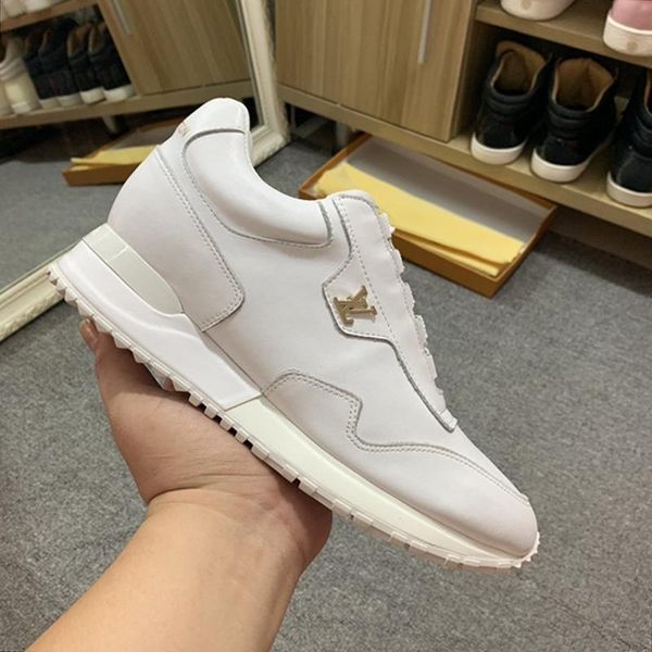 2021-2020y new luxury design frosted rubber sole sneakers all -match fashion mens casual shoes mens banquet shoes size :38 -45, Black
2021-2020y new luxury design frosted rubber sole sneakers all -match fashion mens casual shoes mens banquet shoes size :38 -45, Black