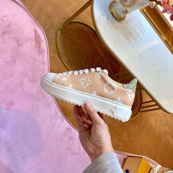 2019w new summer color matching platform low cut lace white shoes fashion casual sports shoes original box packaging 38-44, Black
2019w new summer color matching platform low cut lace white shoes fashion casual sports shoes original box packaging 38-44, Black