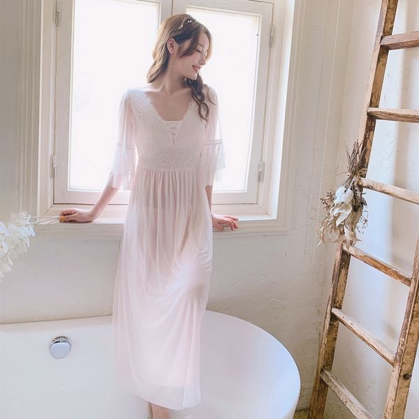 sweet summer cotton women's long sleepwear white /pink /blue color gauze vintage princess comfortable home long night dress, Black;red
sweet summer cotton women's long sleepwear white /pink /blue color gauze vintage princess comfortable home long night dress, Black;red