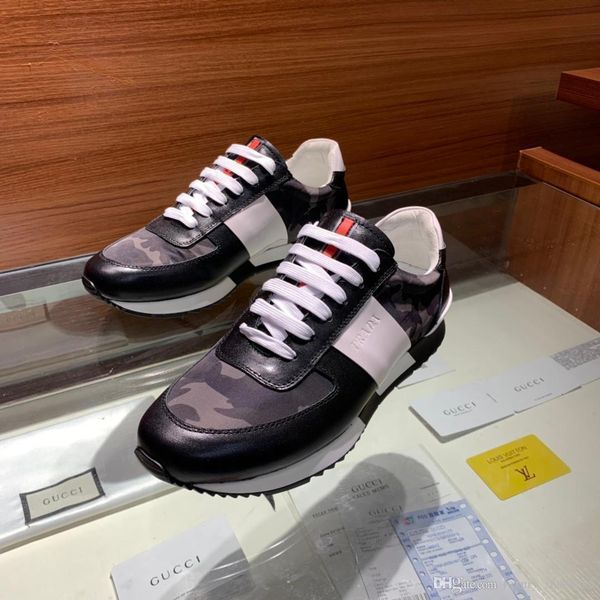 2020 new spring and autumn designer men's leather casual sports shoes, trendy and versatile, fashion color matching retro style 
2020 new spring and autumn designer men's leather casual sports shoes, trendy and versatile, fashion color matching retro style
