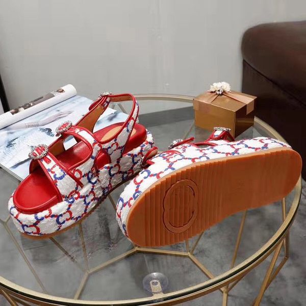 2020 luxury magic stick white black cowskin real leather platform designer sandals women fashion shoes size 35-41 tradingbear 11kq2302
2020 luxury magic stick white black cowskin real leather platform designer sandals women fashion shoes size 35-41 tradingbear 11kq2302