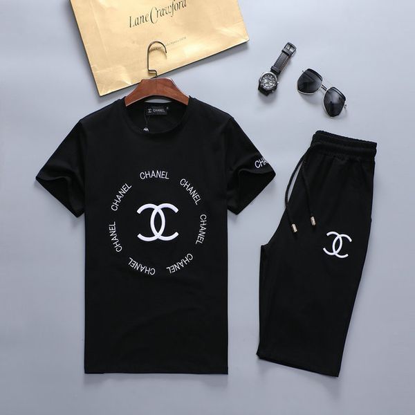 2020 mens fashion tracksuit with letters short women summer sportswear short sleeves pullover jogger medusa shorts pour hommes, Gray
2020 mens fashion tracksuit with letters short women summer sportswear short sleeves pullover jogger medusa shorts pour hommes, Gray