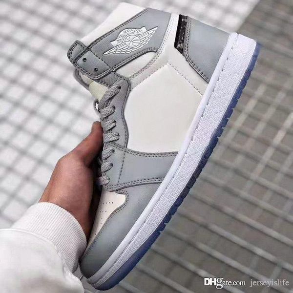 2020 jumpman 1s 1 og d высокий mens basketball обувь серый белый кристалл дно спорт кроссовки с box тренеры дез chaussures zapatos
2020 jumpman 1s 1 og d высокий mens basketball обувь серый белый кристалл дно спорт кроссовки с box тренеры дез chaussures zapatos