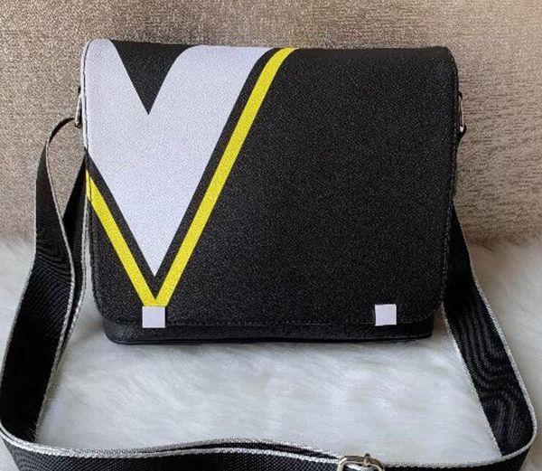 2020 men's bags handbag men's bag messenger bag pu leather pillow backpack shoulder06
2020 men's bags handbag men's bag messenger bag pu leather pillow backpack shoulder06