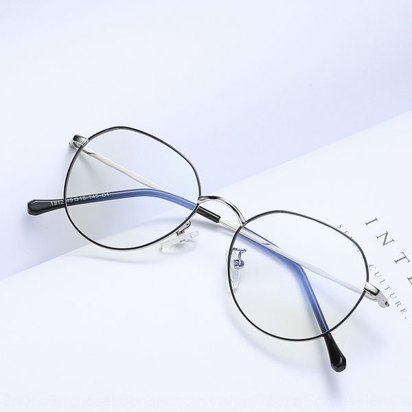 pc3dm new artistic frame ultra-light anti-blue light plain online red street fashionable men's and women's myopia myopia glasses g, Silver
pc3dm new artistic frame ultra-light anti-blue light plain online red street fashionable men's and women's myopia myopia glasses g, Silver