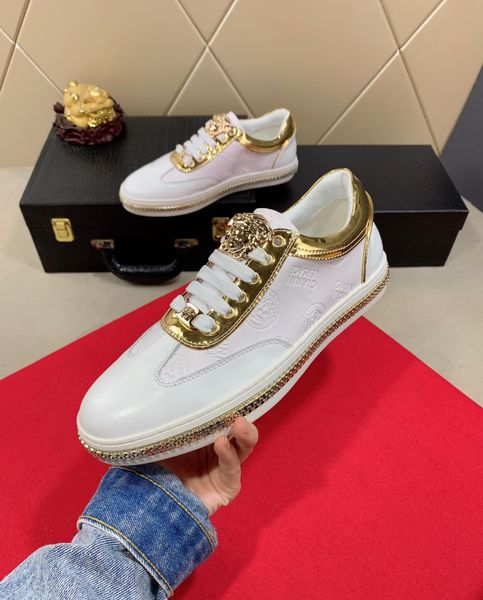 2020-2019r new limited edition luxury designer men's casual shoes, trend outdoor fashion wild men's sports shoes, yards: 38-45
2020-2019r new limited edition luxury designer men's casual shoes, trend outdoor fashion wild men's sports shoes, yards: 38-45