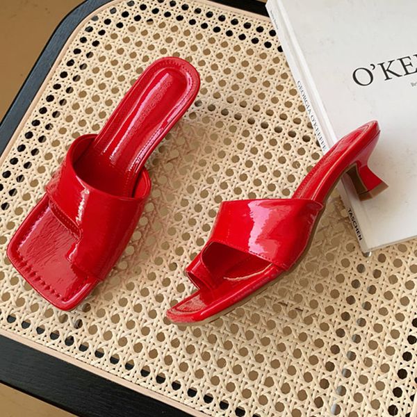 new summer fashion woman pumps shoes ladies slides med heels outdoor beach slippers women square toe sandals shoes, Black
new summer fashion woman pumps shoes ladies slides med heels outdoor beach slippers women square toe sandals shoes, Black