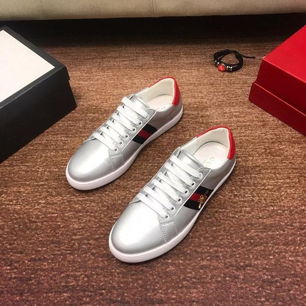 2020p high-quality leather bee embroidery low-casual men's tide shoes, fashionable wild breathable sports running shoes, size: 38-4, Black
2020p high-quality leather bee embroidery low-casual men's tide shoes, fashionable wild breathable sports running shoes, size: 38-4, Black