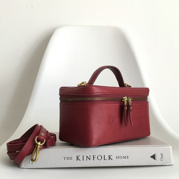 old cobbler w2063# mini cosmetic bag genuine leather tote customized multi-style leather bags with dhl
old cobbler w2063# mini cosmetic bag genuine leather tote customized multi-style leather bags with dhl