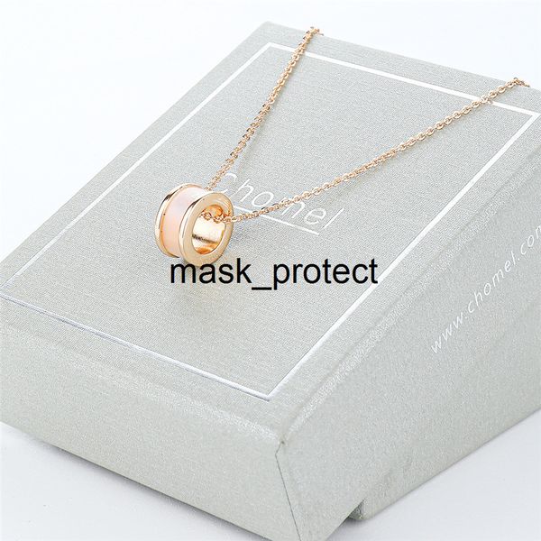 singapore chomel small waist necklace white mother shell pendant choker recommended the same style, Black