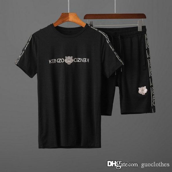 designer tracksuit fashion tracksuit letters embroidery luxury summer medusa sportswear short sleeves pullover jogger pants mens tracksuit, Gray
designer tracksuit fashion tracksuit letters embroidery luxury summer medusa sportswear short sleeves pullover jogger pants mens tracksuit, Gray