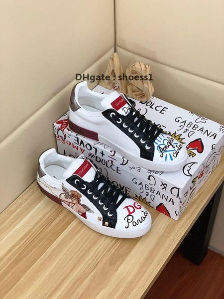2021-2020w limited edition leather graffiti letter low outdoor flat sneakers ,casual wild fashion men 's shoes ,size, Black
2021-2020w limited edition leather graffiti letter low outdoor flat sneakers ,casual wild fashion men 's shoes ,size, Black