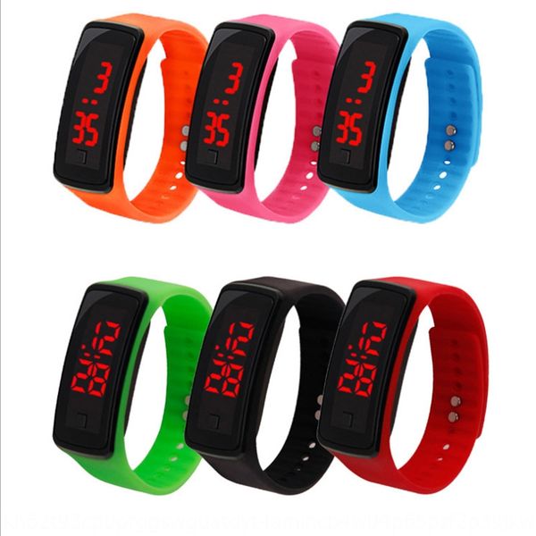 led bracelet electronic children's student sports silicone men's and women's general jelly gift silicone watch electronic wat, Blue
led bracelet electronic children's student sports silicone men's and women's general jelly gift silicone watch electronic wat, Blue