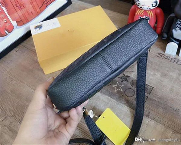 camera embossing little black contracted joker inclined genuine leather handbag shoulder bucket bags woman handbags fashion messenger bag
camera embossing little black contracted joker inclined genuine leather handbag shoulder bucket bags woman handbags fashion messenger bag