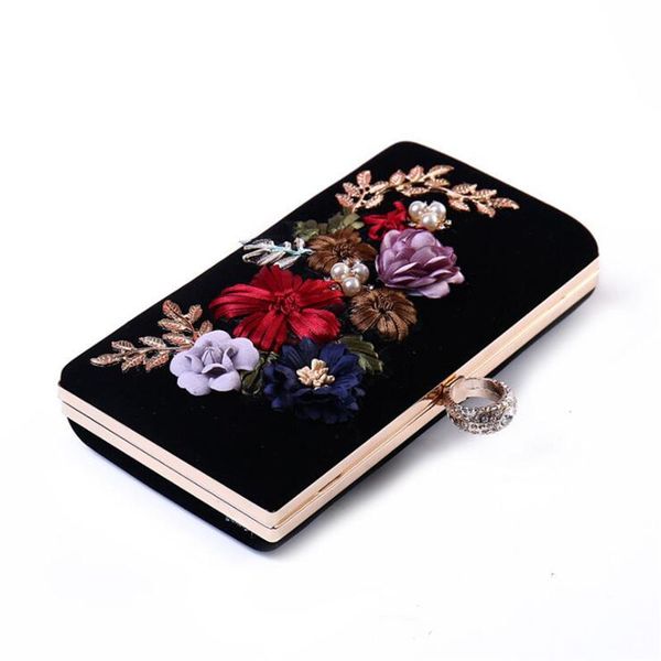 aber 2020 handmade flowers evening clutch bags diamond ring wallets purse with chain black party dinner bags drop shipping mn835
aber 2020 handmade flowers evening clutch bags diamond ring wallets purse with chain black party dinner bags drop shipping mn835
