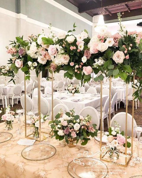 5pcs wedding decorations wedding table centerpiece gold flower stand metal pillar pillars walkway stand stage display rack
5pcs wedding decorations wedding table centerpiece gold flower stand metal pillar pillars walkway stand stage display rack