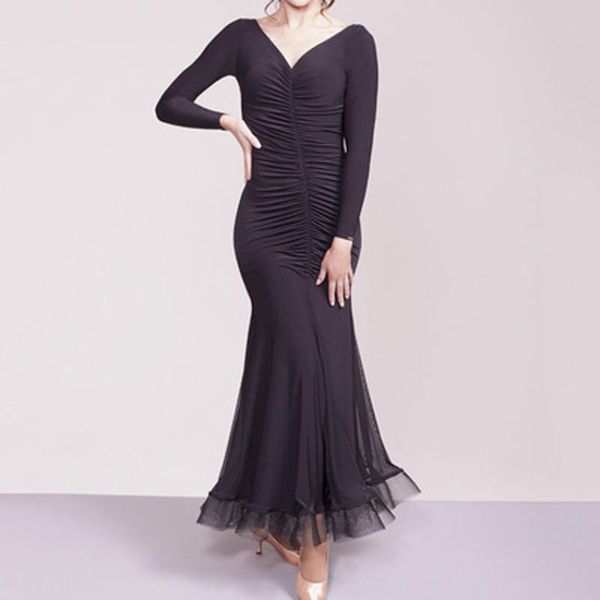 ballroom dance v-neck dress modern dance new xia bingsi after the big v was thin practice show ballroom big swing skirt, Black;red
ballroom dance v-neck dress modern dance new xia bingsi after the big v was thin practice show ballroom big swing skirt, Black;red