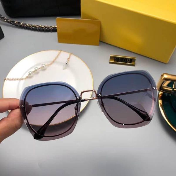 designer womens sunglasses summer woman sunglasses uv400 pj2209 five colors options with box, White;black
designer womens sunglasses summer woman sunglasses uv400 pj2209 five colors options with box, White;black