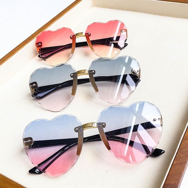 new sun sunchildren's sun love fashion sunglasses baby cute glasses large frame peach heart sunglasses, Blue
new sun sunchildren's sun love fashion sunglasses baby cute glasses large frame peach heart sunglasses, Blue