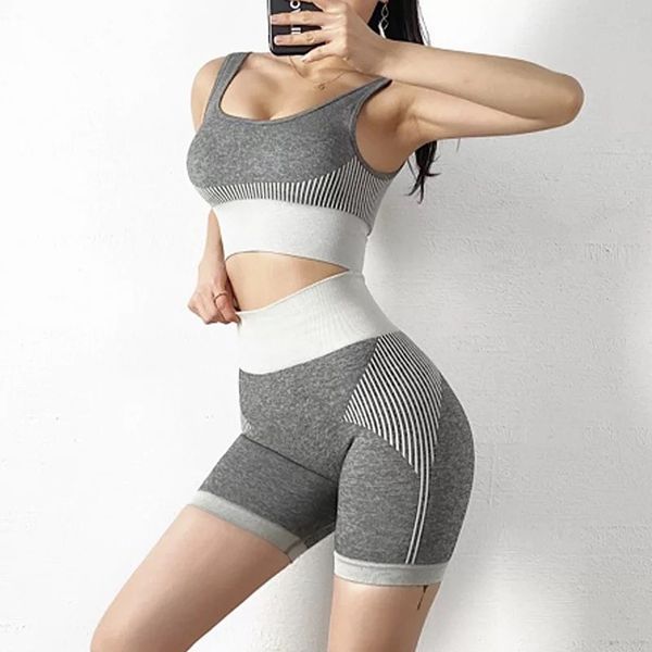 women seamles 2 pieces stripe yoga set sport bra high waist push up shorts gym suits women sport workout set, White;red
women seamles 2 pieces stripe yoga set sport bra high waist push up shorts gym suits women sport workout set, White;red