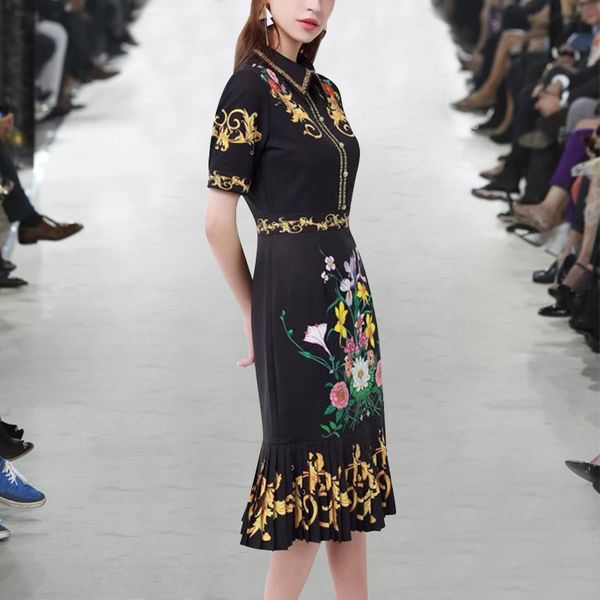 european and american women's bespoke black-on-black color printed pleated button lapel short sleeve waist long dress
european and american women's bespoke black-on-black color printed pleated button lapel short sleeve waist long dress