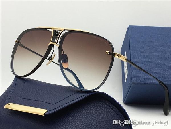 Classic Pilot Sunglasses Gold Brown 20th Anniversary Sonnenbrille luxury designer sunglasses designer glasses unisex New with box
Classic Pilot Sunglasses Gold Brown 20th Anniversary Sonnenbrille luxury designer sunglasses designer glasses unisex New with box