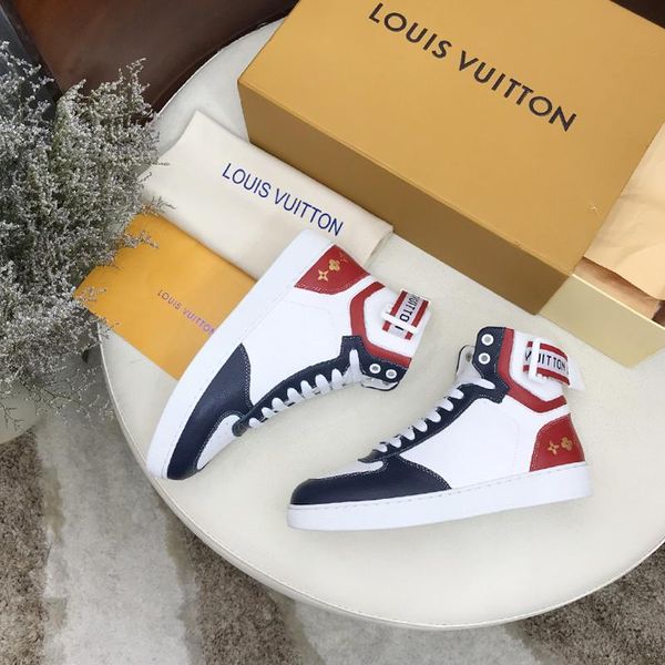 2020 couple shoes fashion luxury mens leather casual sport shoes,personality wild high mens casual shoes size 35-46 00421, Black
2020 couple shoes fashion luxury mens leather casual sport shoes,personality wild high mens casual shoes size 35-46 00421, Black