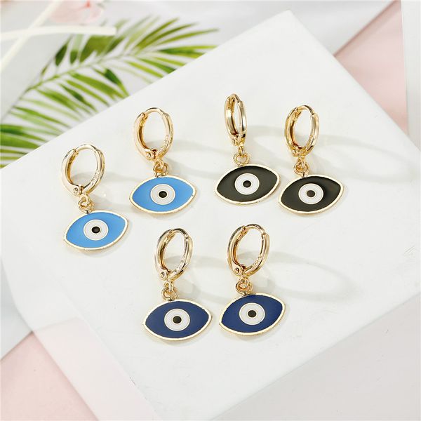 1pair bohemian cute evil eye hoop earrings for women korea trendy gold color circle cartoon small earrings turkish jewelry e714, Golden;silver
1pair bohemian cute evil eye hoop earrings for women korea trendy gold color circle cartoon small earrings turkish jewelry e714, Golden;silver