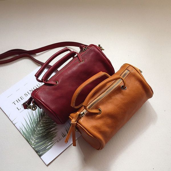 retro leather cylinder bag first layer cowhide shoulder messenger bag soft leather bucket portable small
retro leather cylinder bag first layer cowhide shoulder messenger bag soft leather bucket portable small