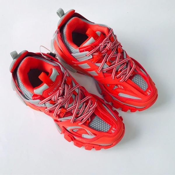 2020xc designer to create casual and comfortable all-match sports shoes, travel shoes outsole non-slip design with original box delivery, Black
2020xc designer to create casual and comfortable all-match sports shoes, travel shoes outsole non-slip design with original box delivery, Black