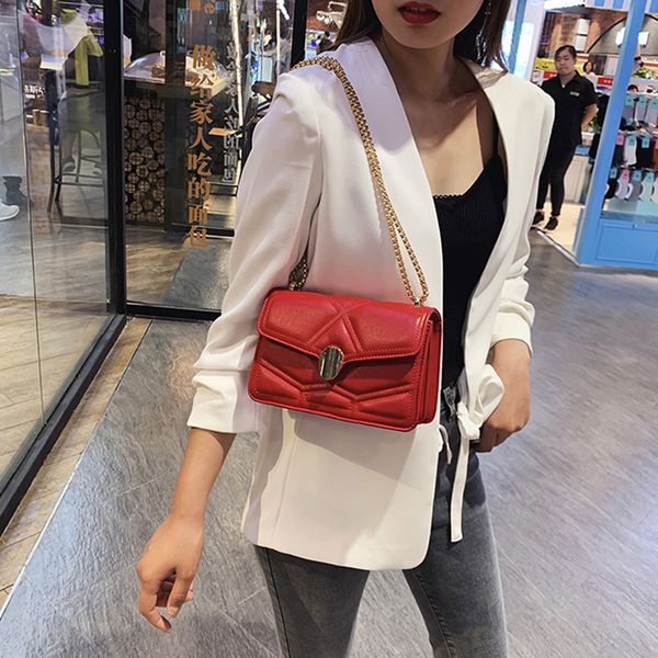 geometry thread small square crossbody bags for women chains shoulder messenger bags luxury designer leather women handbags 2020
geometry thread small square crossbody bags for women chains shoulder messenger bags luxury designer leather women handbags 2020