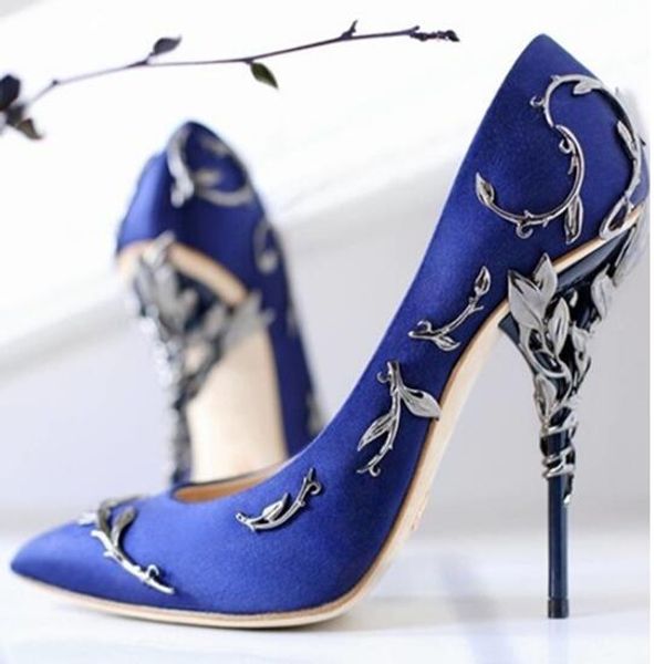 дизайнер люкс свадебная обувь мода rich metal super high heels острым носом стилет знаменитости обувь multi-colors женщины насосы, Black
дизайнер люкс свадебная обувь мода rich metal super high heels острым носом стилет знаменитости обувь multi-colors женщины насосы, Black