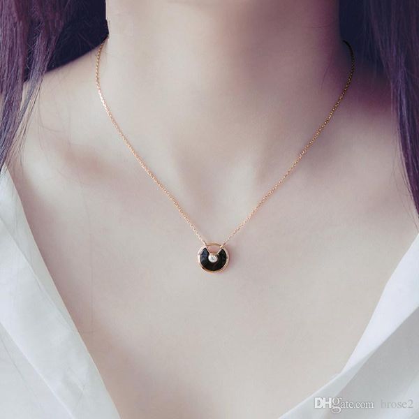 single diamond lucky necklace black onium necklace female round clavicle short diamond 18k pendant gift, Silver
single diamond lucky necklace black onium necklace female round clavicle short diamond 18k pendant gift, Silver