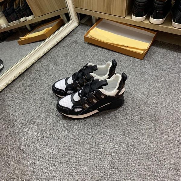 2021-2020g limited edition luxury design мень; s мода резиновые -soled кроссовки, дикий дышащий мужчины '; s повседневная обувь, мужские, Black
2021-2020g limited edition luxury design мень; s мода резиновые -soled кроссовки, дикий дышащий мужчины '; s повседневная обувь, мужские, Black