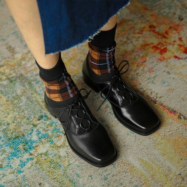 2020 spring and autumn retro college style knitted small leather shoes female leather thick heel square head lace-up shoes x250, Black
2020 spring and autumn retro college style knitted small leather shoes female leather thick heel square head lace-up shoes x250, Black