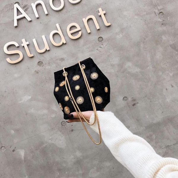 chain shoulder bag set for women velvet rivet bucket handbags and purses vintage summer solid messenger bag bolsos mujer
chain shoulder bag set for women velvet rivet bucket handbags and purses vintage summer solid messenger bag bolsos mujer