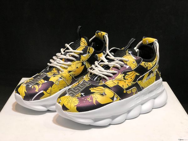 2020 New top design men and women with the same paragraph wild casual sports running shoes 25 color size 36-45
2020 New top design men and women with the same paragraph wild casual sports running shoes 25 color size 36-45