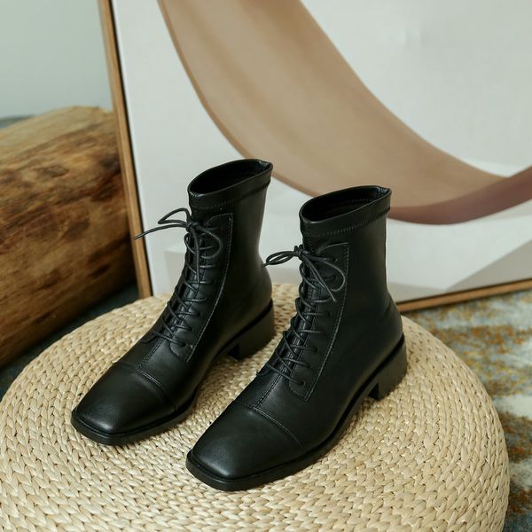 100% натуральной кожа толстого med heels женщина голеностопной площадь boots мода toe женщина насосы зима ретро случайные ботинкам партии же, Black
100% натуральной кожа толстого med heels женщина голеностопной площадь boots мода toe женщина насосы зима ретро случайные ботинкам партии же, Black