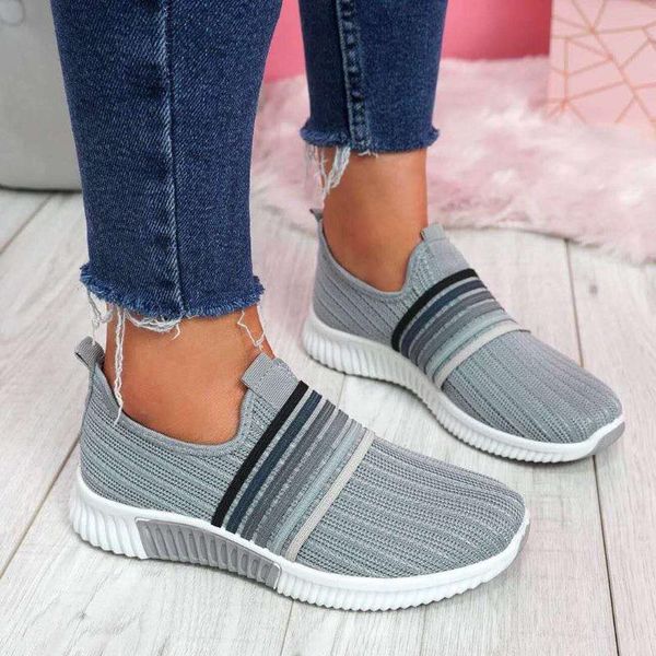 2020 new fashion women sneakers rainbow color knitted mesh vulcanize shoes leisure shoes low-summer casual ladies girl, Black
2020 new fashion women sneakers rainbow color knitted mesh vulcanize shoes leisure shoes low-summer casual ladies girl, Black