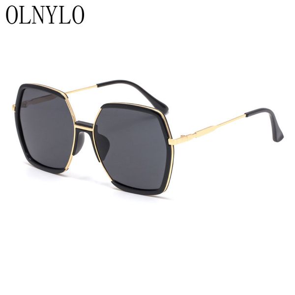 new lady women men sunglasses square frame sun glasse brand designer outdoor drivers black gradient uv400, White;black
new lady women men sunglasses square frame sun glasse brand designer outdoor drivers black gradient uv400, White;black