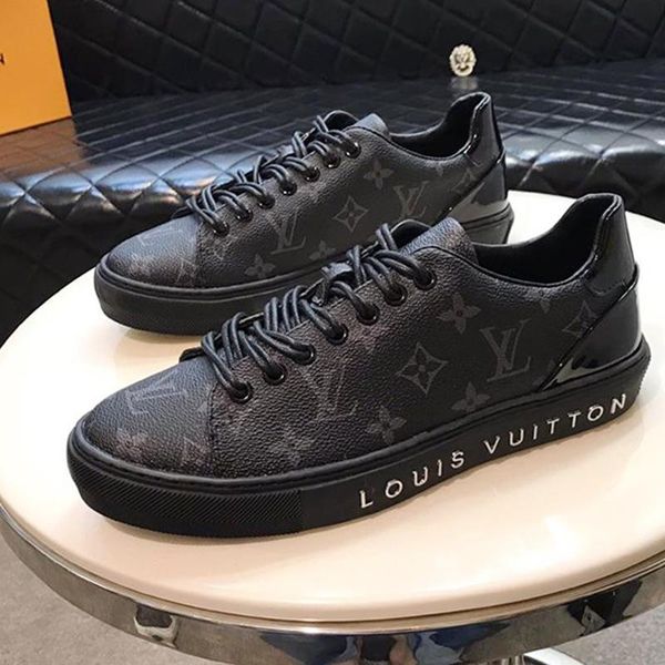 lightweight men 's shoes with origin box autumn and winter low -lace -up style logo cool street fashion casual shoes outdoor walki
lightweight men 's shoes with origin box autumn and winter low -lace -up style logo cool street fashion casual shoes outdoor walki