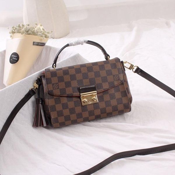 new arrival womens bags leather shoulder ladies crossbody handbags handle totes messenger bags plaid small flap bags with origin box
new arrival womens bags leather shoulder ladies crossbody handbags handle totes messenger bags plaid small flap bags with origin box
