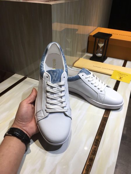 2020n limited edition letter leather print men's daily lace up casual shoes, high-end fashionable wild outdoor sneakers, size: 38-45, Black
2020n limited edition letter leather print men's daily lace up casual shoes, high-end fashionable wild outdoor sneakers, size: 38-45, Black