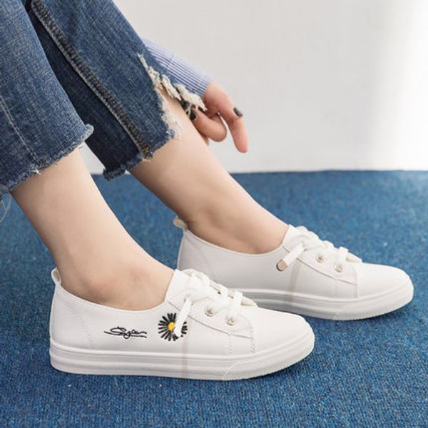 summer 2020 thin section small white women's shoes new one-pedal lazy shoes wild single flat mesh breathable, Black
summer 2020 thin section small white women's shoes new one-pedal lazy shoes wild single flat mesh breathable, Black