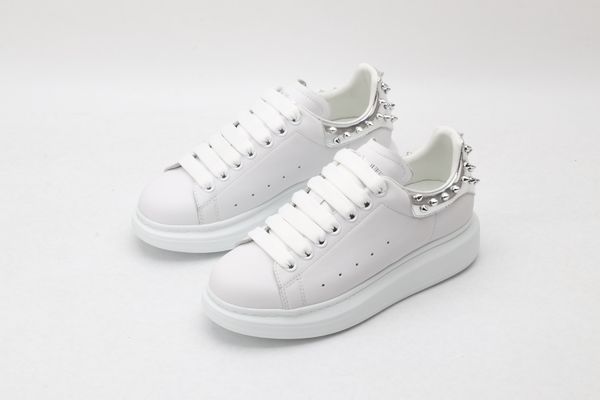 r luxury casual shoes, fashionable flat ace sneakers, trendy and comfortable all-match orange shoes, size 35-45
r luxury casual shoes, fashionable flat ace sneakers, trendy and comfortable all-match orange shoes, size 35-45