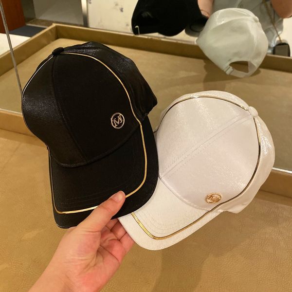 2020 new -standard sunshade fashion women's fashionable bright satin baseball baseball cap cap household all-match hat, Blue;gray
2020 new -standard sunshade fashion women's fashionable bright satin baseball baseball cap cap household all-match hat, Blue;gray